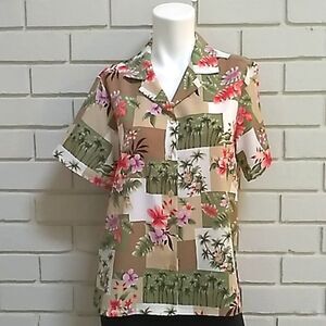 Bon Worth Tropical Print Button Up Blouse. Size XS Petite  NWOT